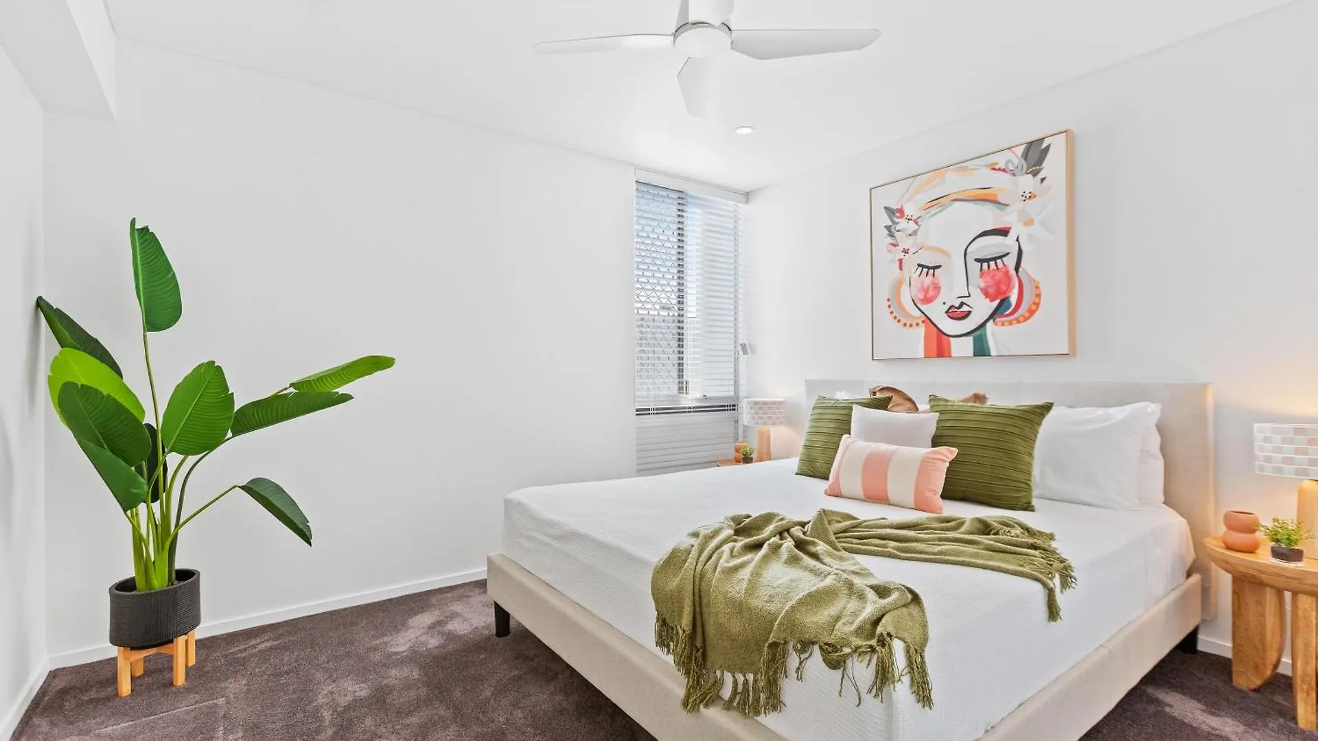 Modern Apartment With Esplanade Views Near The Hospital Cairns